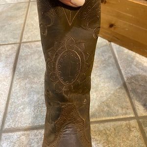 Ariat Sunflower Boots size 9